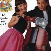 The lyrics PRIMEIRO AMOR of SANDY & JUNIOR is also present in the album Tô ligado em você (1993)
