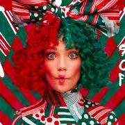 The lyrics EVERYDAY IS CHRISTMAS of SIA is also present in the album Everyday is christmas (2017)