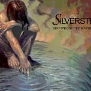 The lyrics SMILE IN YOUR SLEEP of SILVERSTEIN is also present in the album Discovering the waterfront (2005)