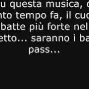The lyrics OVERGNURE of SIMONE CRISTICCHI is also present in the album Grand hotel cristicchi (2010)