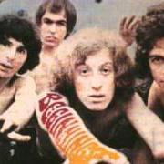 The lyrics PITY THE MOTHER of SLADE is also present in the album Beginnings (1969)