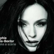 The lyrics BITTERSWEET of SOPHIE ELLIS BEXTOR is also present in the album Straight to the heart