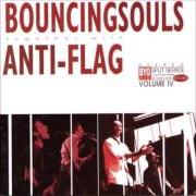 The lyrics SMASH IT TO PIECES of ANTI-FLAG is also present in the album Byo split series, vol. iv (anti-flag/bouncing souls) (2002)