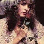 The lyrics I WILL RUN TO YOU of STEVIE NICKS is also present in the album The wild heart (1983)