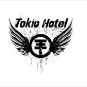 The lyrics 1000 MEERE of TOKIO HOTEL is also present in the album Best of (german version) (2010)