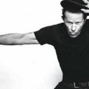 The lyrics MR. SIEGAL of TOM WAITS is also present in the album Heartattack and vine (1980)