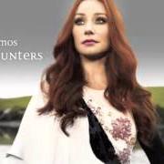 The lyrics SEVEN SISTERS of TORI AMOS is also present in the album Night of hunters (2011)