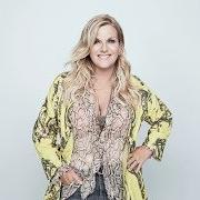 The lyrics TELL ME SOMETHING I DON'T KNOW of TRISHA YEARWOOD is also present in the album Every girl (2019)