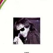 The lyrics SIAMO SOLO NOI of VASCO ROSSI is also present in the album Va bene, va bene così (1984)