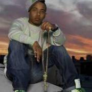 The lyrics SEXY LADY (REMIX) of YUNG BERG is also present in the album Almost famous (2007)