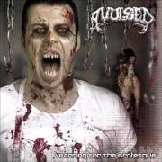 The lyrics DADDY STEW of AVULSED is also present in the album Yearning for the grotesque (2003)