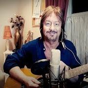 The lyrics GIVE US A SMILE of CHRIS NORMAN is also present in the album Give us a smile (2020)