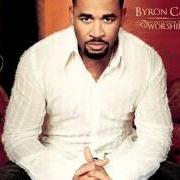 The lyrics LIFT HIM UP of BYRON CAGE is also present in the album An invitation to worship (2005)