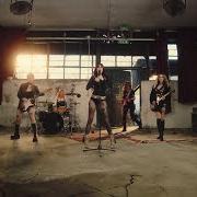 The lyrics SETTEMBRE of BAMBOLE DI PEZZA is also present in the album 5 (2026)
