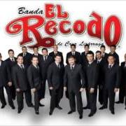 The lyrics APRETA'O, APRETA'O of BANDA EL RECODO is also present in the album Mas fuerte que nunca (2006)