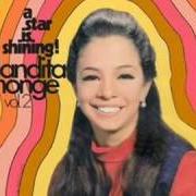 The lyrics AMOR EN EL AIRE of YOLANDITA MONGE is also present in the album A star is shining (1970)