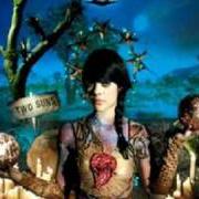 The lyrics MOON AND MOON of BAT FOR LASHES is also present in the album Two suns