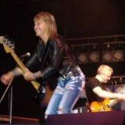 The lyrics MAIN ATTRACTION of SUZI QUATRO is also present in the album Main attraction (1983)