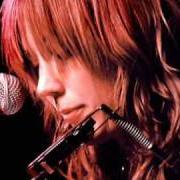 The lyrics HEART OF SOUL of BETH ORTON is also present in the album Comfort of strangers (2006)