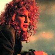 The lyrics ONE MORE ROUND of BETTE MIDLER is also present in the album Some people's lives (1990)