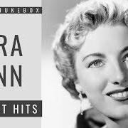 The lyrics THE WHITE CLIFFS OF DOVER of VERA LYNN is also present in the album Vera lynn 100 (2017)