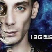 The lyrics SUPERBLUNT of GRIDO is also present in the album Io grido (2011)