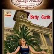 The lyrics NESSUNO of BETTY CURTIS & WILMA DE ANGELIS is also present in the album Sanremo