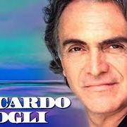 The lyrics UNA DONNA COSÌ of RICCARDO FOGLI is also present in the album Greatest hits (1996)