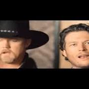 The lyrics KISS MY COUNTRY ASS of BLAKE SHELTON is also present in the album Hillbilly bone