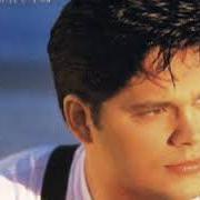 The lyrics EL HOMBRE DE TU VIDA of REY RUIZ is also present in the album En cuerpo y alma (1995)