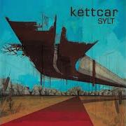 The lyrics GERINGFÜGIG, BEFRISTET, RAUS of KETTCAR is also present in the album Sylt (2008)