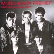 The lyrics KEINER HAT MICH GEWARNT of MÜNCHENER FREIHEIT is also present in the album Herzschlag einer stadt (1984)