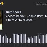 The lyrics I KNEW of BONNIE RAITT is also present in the album Dig in deep (2016)