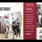 The lyrics REACH OUT (I'LL BE THERE) of BOYZONE is also present in the album Dublin to detroit (2014)