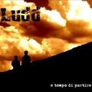 The lyrics NORMALE of LUDD is also present in the album A colpi di mazza (2003)