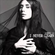 The lyrics HEART OF STEEL of LYKKE LI is also present in the album I never learn (2014)