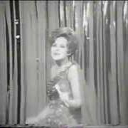 The lyrics STRANGERS IN THE NIGHT of BRENDA LEE is also present in the album Coming on strong (1966)