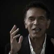 The lyrics PRETTY WOMEN of BRIAN STOKES MITCHELL is also present in the album Brian stokes mitchell (2006)