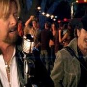 The lyrics ONE MORE ROLL OF THE DICE of BROOKS & DUNN is also present in the album Hillbilly deluxe (2005)