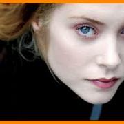 The lyrics LES JEUX SONT FAITS of FREDRIKA STAHL is also present in the album A fraction of you (2006)