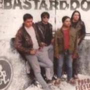 The lyrics FATAL DESTINO of BULLDOG is also present in the album Pogo, punk y sentimiento (2010)