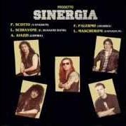 The lyrics ROCK E I SUOI FRATELLI (VERSIONE RADIO) of PINO SCOTTO is also present in the album Progetto sinergia (1994)