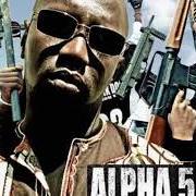 The lyrics QUAND LES THUGS PRIENT of ALPHA 5.20 is also present in the album Vivre et mourir a dakar (2006)