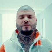 The lyrics NAZARENO - REMIX of FARRUKO is also present in the album Viaje (2023)