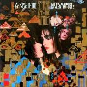 The lyrics SLOWDIVE of SIOUXSIE AND THE BANSHEES is also present in the album Kiss in the dreamhouse (1982)