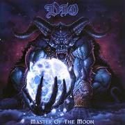The lyrics IN DREAMS of DIO (RONNIE JAMES) is also present in the album Master of the moon (2004)