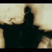 The lyrics ABER DIE LIEBE HÖRT NIEMALS AUF - DER PURPURNEN LEIDENSCHAFT SPIEL of SAMSAS TRAUM is also present in the album Die liebe gottes - eine märchenhafte black metal operette (1999)
