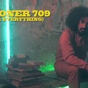 The lyrics UNA CHIAVE (CAPITOLO: IL COLLOQUIO) of CAPAREZZA is also present in the album Prisoner 709 (2017)