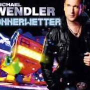 The lyrics JETZT TUT ES WEH of MICHAEL WENDLER is also present in the album Donnerwetter (2011)