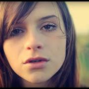 The lyrics KEEP PUSHING ME of GABRIELLE APLIN is also present in the album Home - ep (2012)